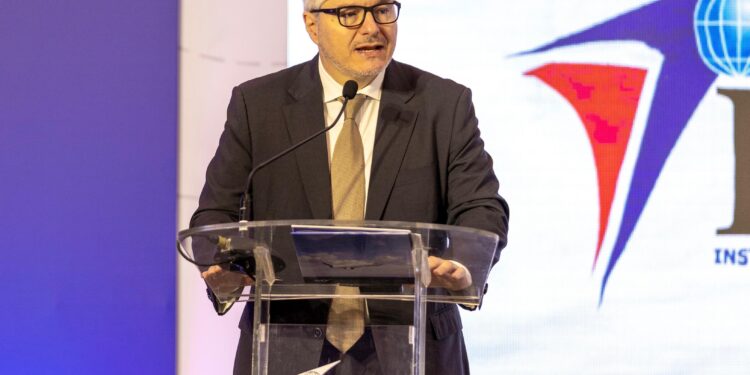 Secretario general OACI reconoce labor del IDAC y crecimiento transporte aéreo en RD