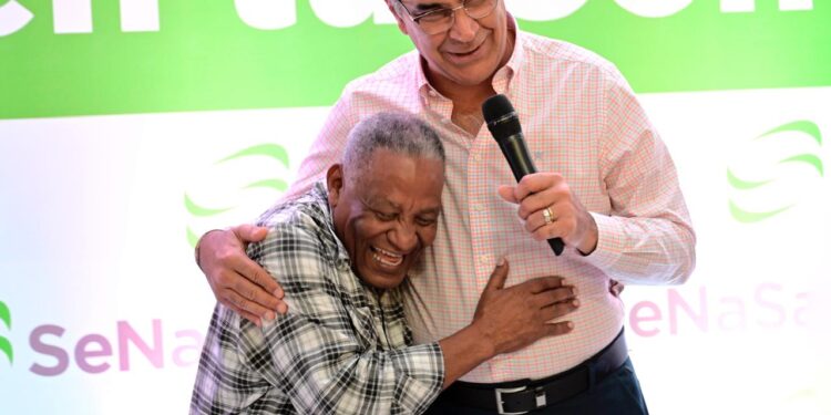 SeNaSa garantiza atención a más de 1.2 millones de adultos mayores y proyecta estrategias para enfrentar el envejecimiento poblacional