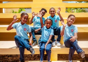 MINERD inicia la entrega del bono Arranca a Mil por la Educación 2025-2026