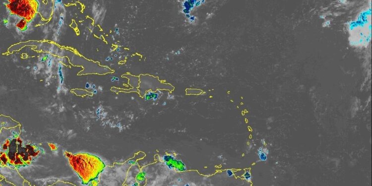 Indomet pronostica vaguada continuará generando aguaceros en varias provincias este domingo