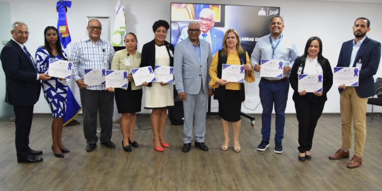 Director de Jubilaciones y Pensiones destaca logros del segundo trimestre y exhorta a seguir avanzando hacia la excelencia