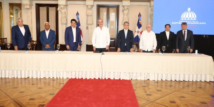 Presidente Abinader anuncia adquisición de terrenos para construcción del Centro de Convenciones y Exposiciones de Santo Domingo que revolucionará el turismo en la capital