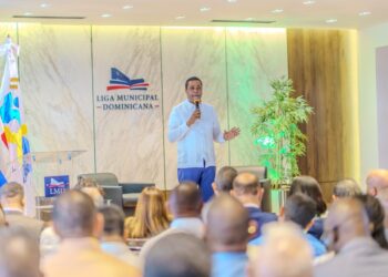 Liga Municipal Dominicana y DGCP socializan con alcaldes novedades nueva Ley de Contrataciones Públicas
