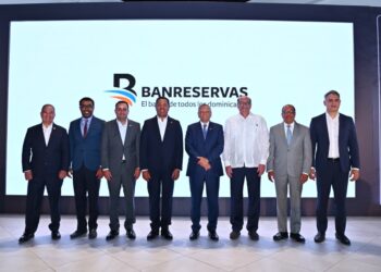 Aguilera anuncia que Banreservas dispone de RD$7,000 millones  para financiar a sectores productivos con tasas especiales