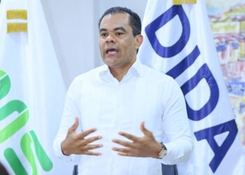 Director de la DIDA Elías Báez pide modificación urgente del formulario de afiliación de las AFP para facilitar el acceso a fondos