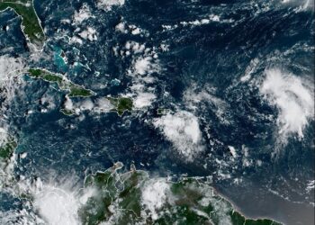 Indomet pronostica incremento de lluvias por activa onda tropical y vaguada este miércoles