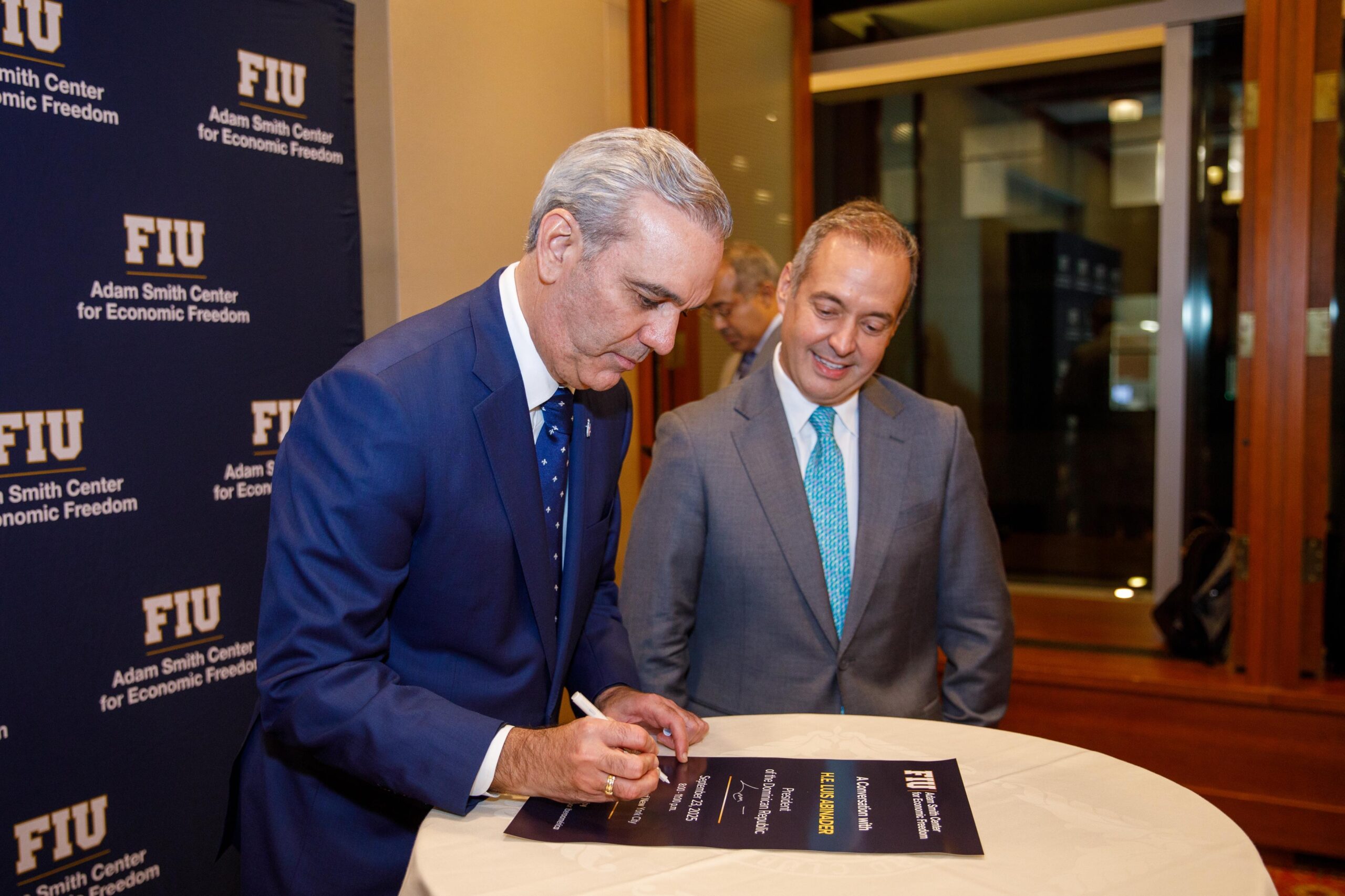 Presidente Abinader afirma que República Dominicana avanza hacia un futuro de prosperidad y sostenibilidad