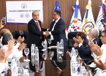 RD se consolida como referente regional; Homero López elogia avances del notariado dominicano