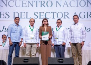 Vicepresidenta Raquel Peña reafirma compromiso del Gobierno con duplicar exportaciones agropecuarias al 2036