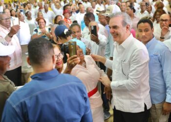 Presidente Abinader inaugurará 9 obras en Puerto Plata este fin de semana, incluyendo carreteras, escuelas, proyectos habitacionales, un puente, instalaciones del INFOTEP, el edificio de ADOMPRETUR y el asfaltado de calles