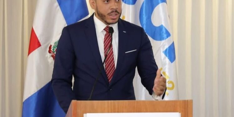 Jurista Felipe Ramírez apoya ”Déjala Ir” pero advierte: La propuesta de indulto a médicos es abiertamente inconstitucional