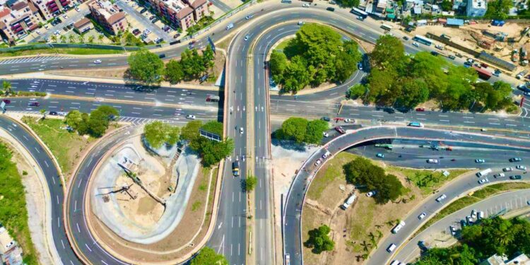 Presidente Abinader inaugura paso a desnivel 27 de Febrero–Isabel Aguiar para mejorar movilidad de más de un millón de personas y reduciendo un 40% tiempos de traslado entre Santo Domingo Oeste, el Sur y el Distrito Nacional