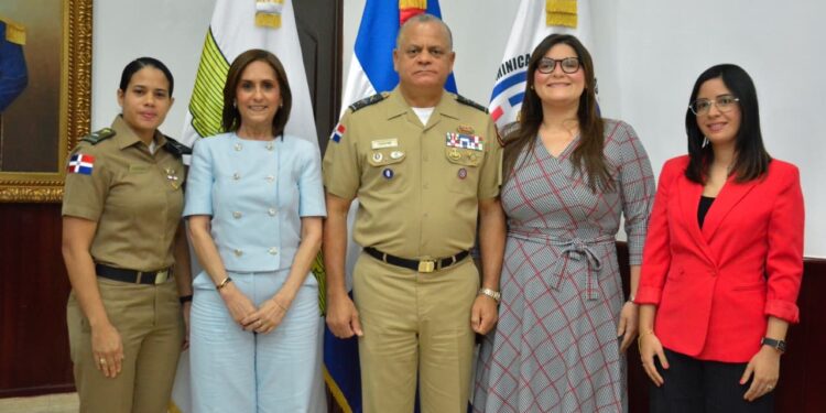 Ministerio de Defensa y ADEOFA realizan taller para padres de niños con autismo