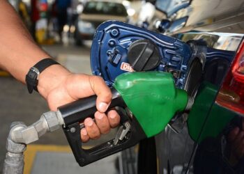 Gobierno mantiene precios de los combustibles esenciales con subsidio de RD$103.2 millones