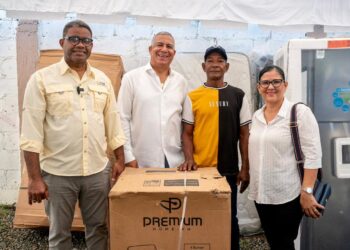 Propeep y Plan Social brindan apoyo a familias ocoeñas afectadas por las lluvias de Melissa