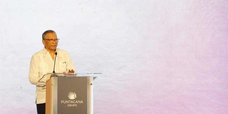 Leonardo Aguilera destaca cartera turística de Banreservas aumenta de RD$22,000 a más de RD$50,000 millones