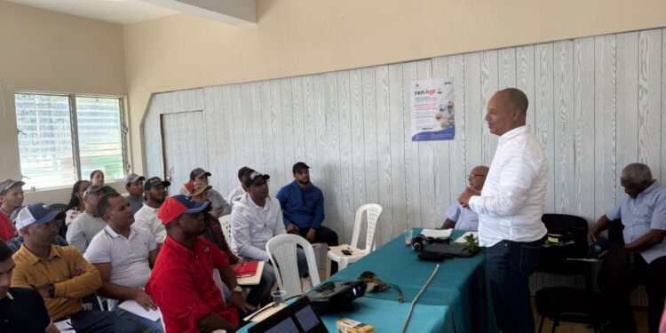 Ministerio de agricultura supervisa e impulsa producción agropecuaria en Constanza