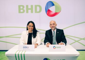 BHD e INDEX firman acuerdo para apoyar a la diáspora dominicana