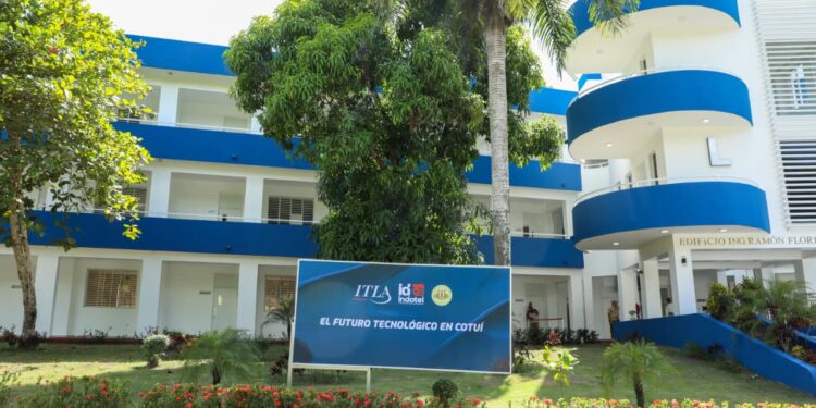 Presidente Abinader da paso firme hacia expansión de la educación tecnológica al inaugurar extensión ITLA en Cotuí; es el noveno centro entregado en su gestión