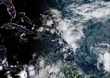 Indomet: Vaguada y onda tropical continuarán generando aguaceros en varias provincias