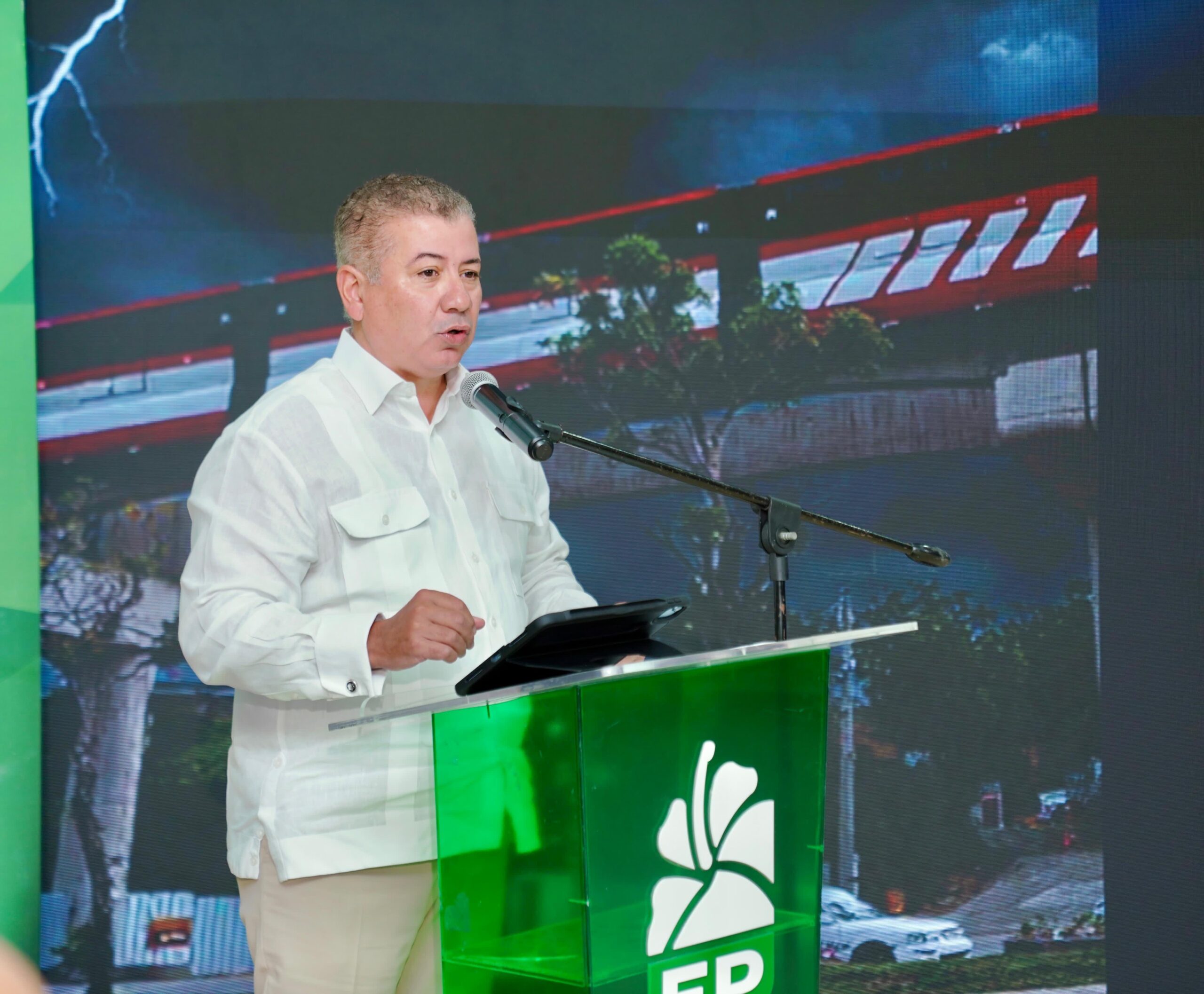 Fuerza del Pueblo exige suspender licitación del Monorriel SD: “Cuesta más por kilómetro que el Metro”