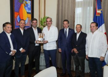 Inversión extranjera se expande en República Dominicana con instalación de planta productora de cerveza Corona