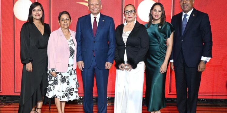 Banreservas encabeza con RD$135,000 millones financiamientos a sectores de la región norte