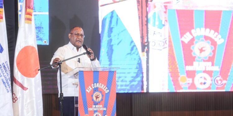 Jacobo Ramos destaca respaldo del presidente Abinader a los trabajadores y a la clase sindical