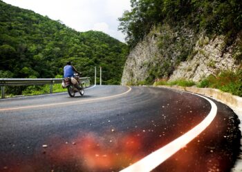 Tras más de 50 años de espera, presidente Abinader inaugura las carreteras Vallejuelo–Batista, Vallejuelo–Río Arriba Sur y Los Arroyos–Sabaneta, para transformar la movilidad de más de 18,000 habitantes de San Juan