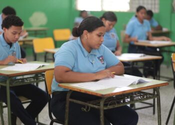 Ministerio de Educación convoca a más de 18 mil estudiantes a la tercera convocatoria de Pruebas Nacionales 2025