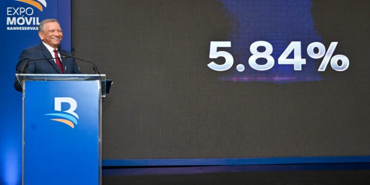 ExpoMóvil Banreservas 2025 capta gran interés de clientes a nivel nacional