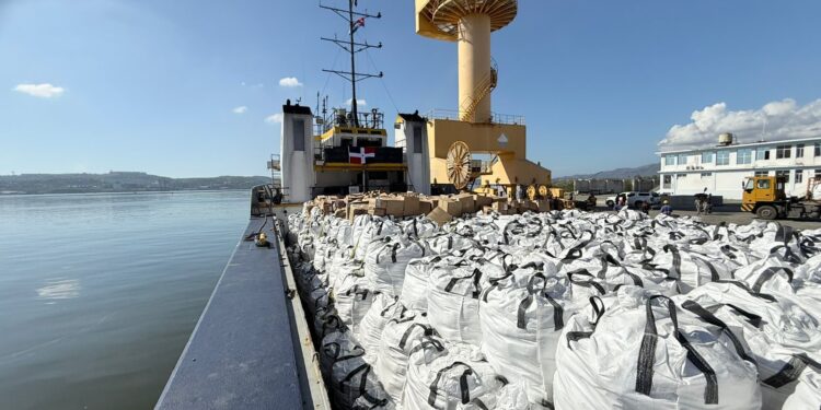 República Dominicana concluye entrega de ayuda humanitaria a Jamaica y Cuba tras el paso del huracán Melissa