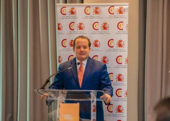 Paliza destaca aumentos salariales históricos, avances en transparencia y fortaleza de la relación España–RD