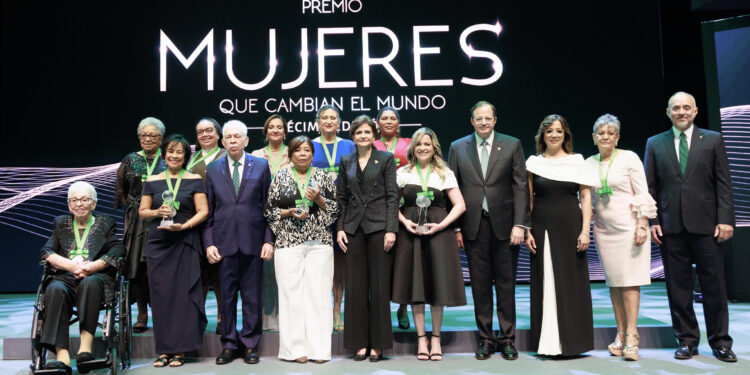 BHD celebra décima edición del Premio Mujeres que Cambian el Mundo
