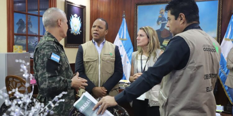 Milton Morrison jefe de misión de Observadores de la COPPPAL destaca transparencia tras reunión con el Jefe de Estado Mayor Conjunto de Honduras