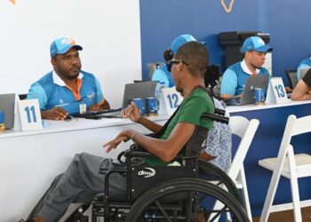 Banreservas bancariza a cientos de ciudadanos en San Juan de la Maguana