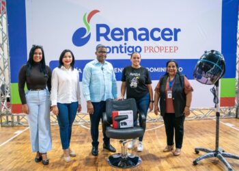 Propeep impulsa emprendedores con apoyo de RD$5.3 millones en equipos y herramientas de trabajo a través programa “Renacer Contigo”