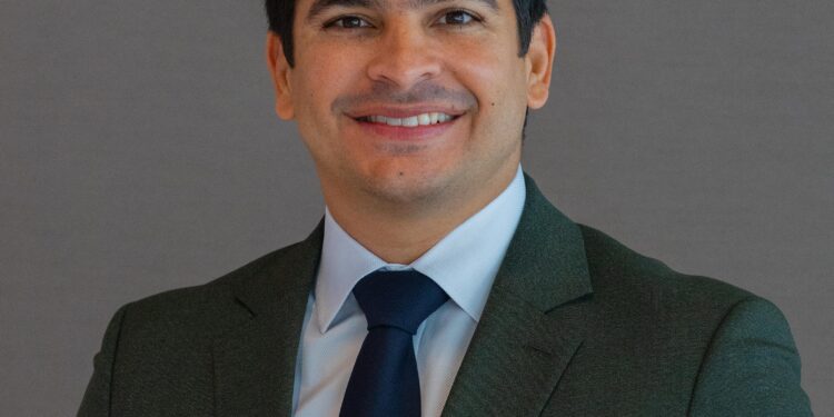 Presidente Abinader ordena reestructuración del Sistema Integrado de Transporte y designa a Jhael Isa Tavárez como nuevo director de la OPRET