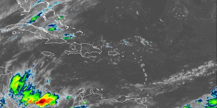 Indomet: Vaguada frontal genera lluvias en varias localidades del país