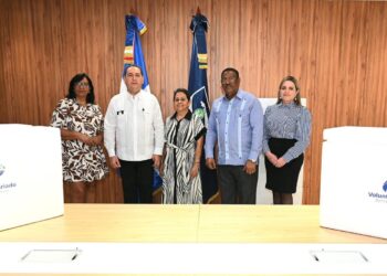 Voluntariado Banreservas dona miles de vacunas contra la influenza al Servicio Nacional de Salud