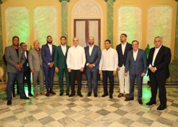 Presidente Luis Abinader se reúne con estrellas de Grandes Ligas