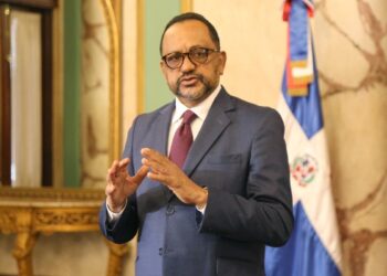 Consultor jurídico informa que el Poder Ejecutivo deposita en el Senado el Proyecto de Ley que fusiona el Ministerio de Educación Superior, Ciencia y Tecnología con el Ministerio de Educación