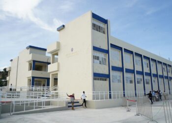 Gobierno entrega Liceo Experimental UASD Elías Piña que impactará a más de 840 estudiantes en niveles básico y secundario