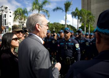 Presidente Abinader pone en marcha “Navidad con Garantía de Paz 2.0” con despliegue de cerca de 28,000 agentes para reforzar la tranquilidad y la convivencia en todo el país