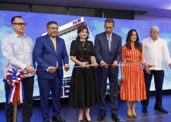 Vicepresidenta Peña y Guido Gómez Mazara inauguran nueva sede del Indotel; concluyen 24 años de pago de alquiler