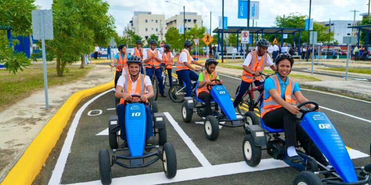 INTRANT y United Petroleum apuestan por salvar vidas desde la niñez con parque de educación vial renovado