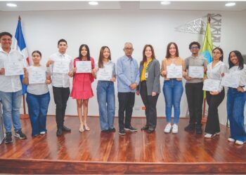 ETED fortalece su programa institucional de becas en apoyo a la juventud dominicana