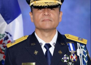 Presidente Abinader asciende a Andrés Modesto Cruz Cruz y lo designa como nuevo director general de la Policía Nacional