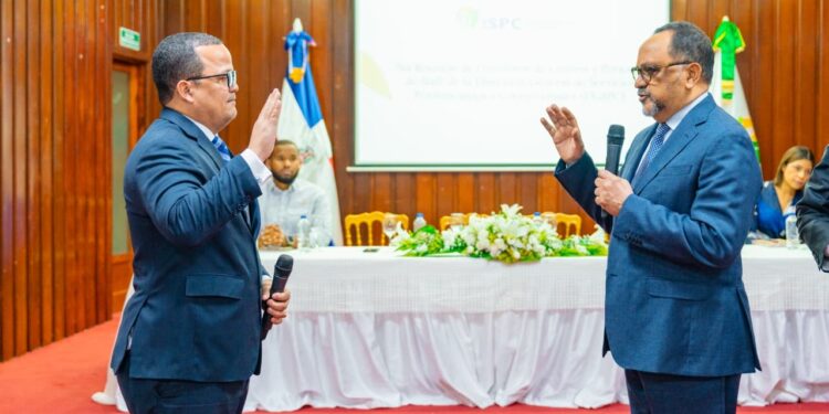 Designan al maestro Jaime Francisco Rodríguez rector del ISEEPENC