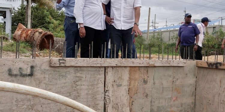 Fellito Suberví anuncia soluciones rápidas a 28 sectores del Gran Santo Domingo